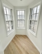 Building Photo - 301 Somerset St