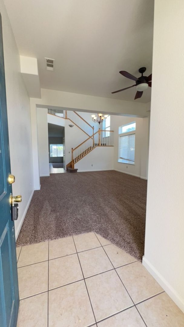 Building Photo - 1321 Jenner Dr