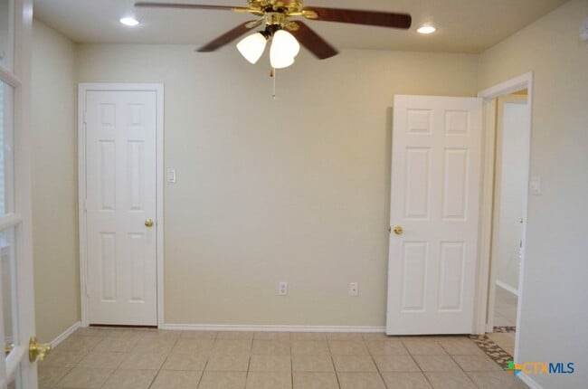 Building Photo - 4411 Kit Carson Trail