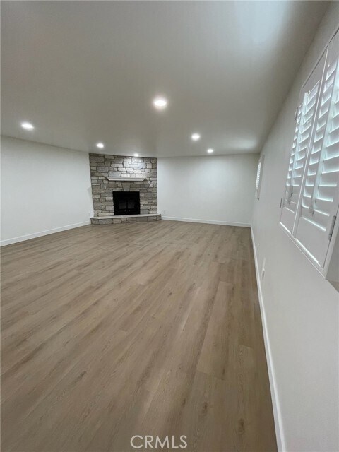 Building Photo - 10076 Seventh Ave
