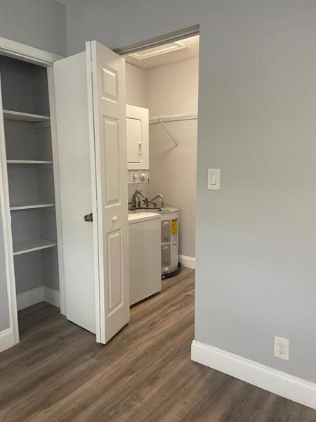 Building Photo - 732 SE 15th St