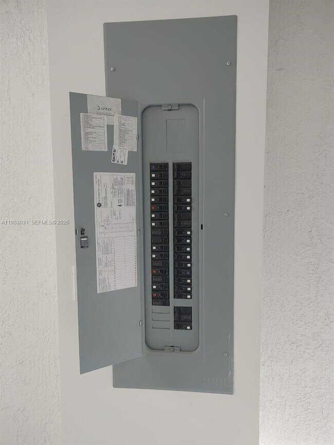 Building Photo - 1280 N Flagler Ave