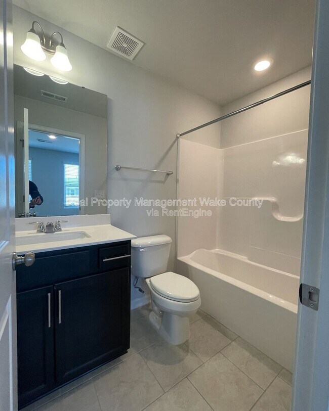 Building Photo - 2727 Chert Ln