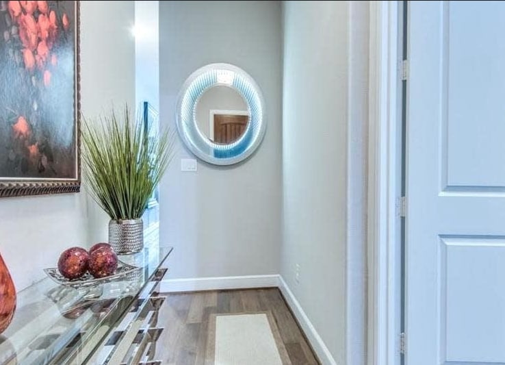 Building Photo - 5015 Meridian Ln