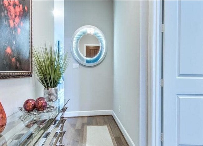 Building Photo - 5015 Meridian-2182