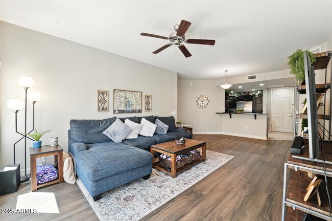 Building Photo - 5350 E Deer Valley Dr