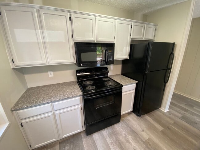 Interior Photo - College Place Apartments!