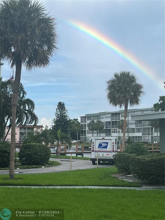 Building Photo - 2771 Taft St