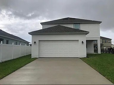 Building Photo - 15308 Honeybell Dr