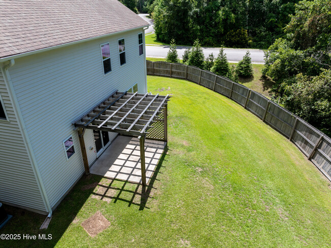 Building Photo - 103 Creek End Ct