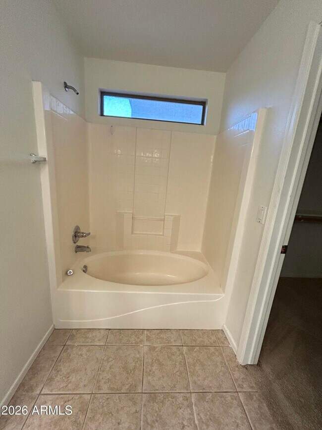 Building Photo - 8571 W Vogel Ave