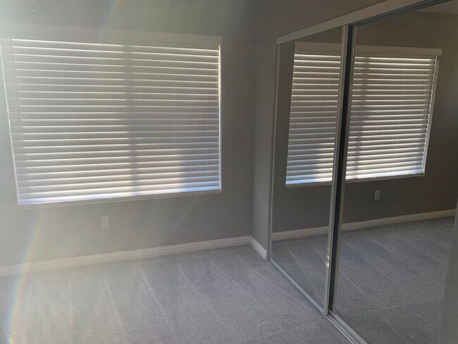 Building Photo - 21842 N 40th Pl