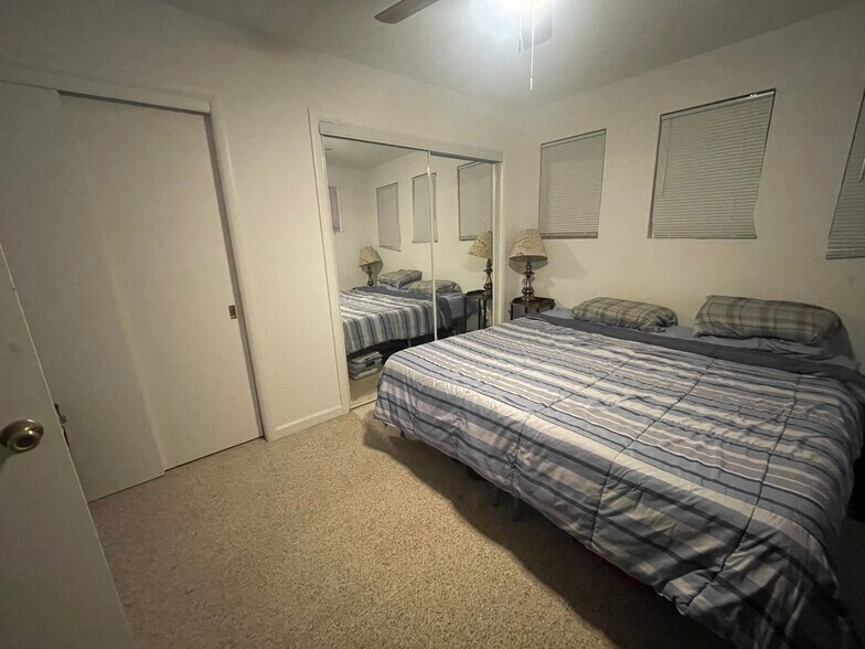 Building Photo - 3489 Hargrove St