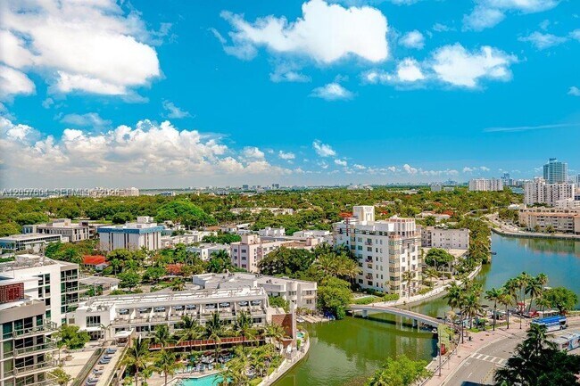 Building Photo - 2301 Collins Ave