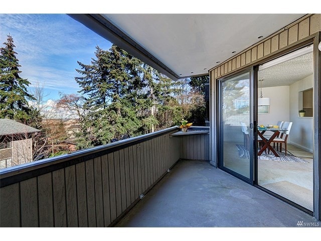 Large Patio - 3224 80th Ave SE
