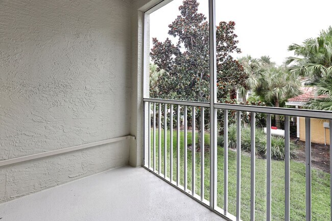 Building Photo - 5700 Bentgrass Dr