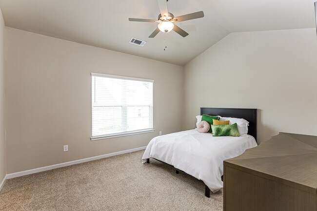 Building Photo - 79 Jackson Ct