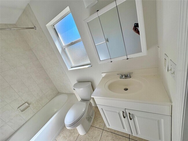 Building Photo - 225 Santa Fe St