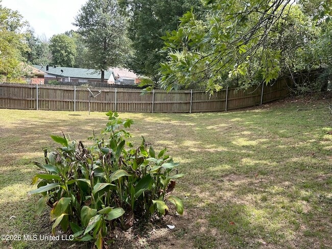 Building Photo - 7397 Meadowbrook Dr