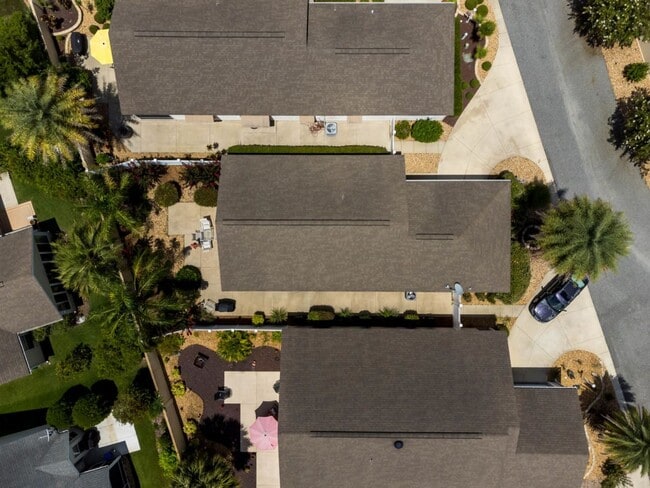 Building Photo - 304 Vidalia Pl