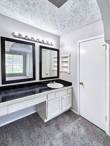 Building Photo - 7311 Postwick Ct