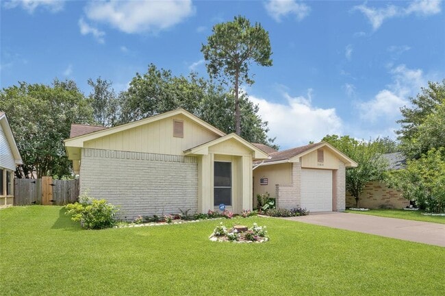 Building Photo - 23835 Griffin House Ln