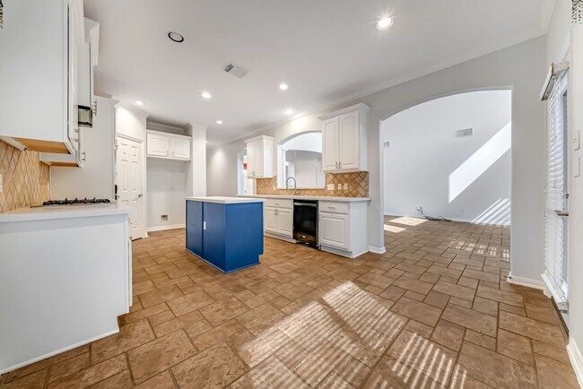 Building Photo - 10311 Pitcataway Dr