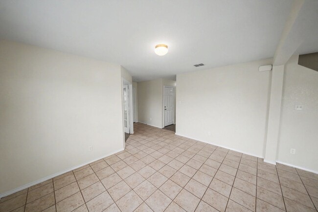 Building Photo - Spacious Cul-de-Sac Home in Bulverde Village - Realtor Commission: $500