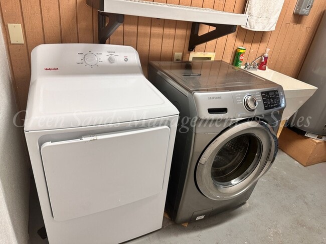 Building Photo - House in Makuu on 11th