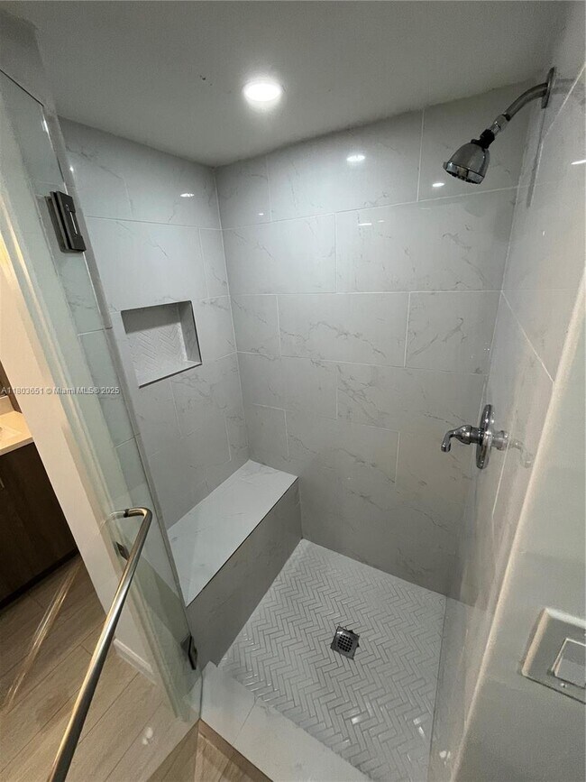 Building Photo - 5850 Camino Del Sol