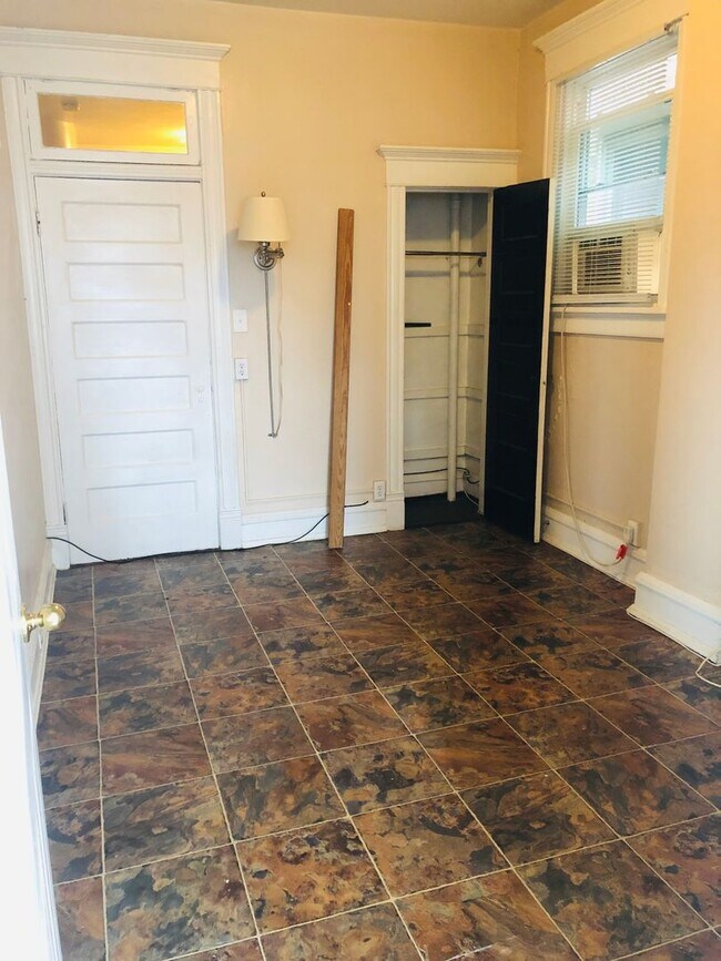 Building Photo - 111 N Arthur Ashe Blvd