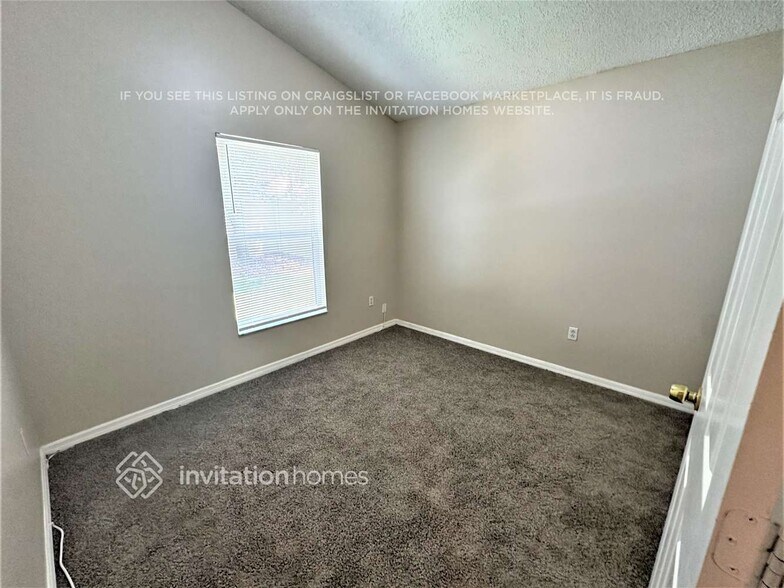 Building Photo - 1827 Hammock Moss Dr
