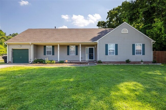 Building Photo - 5819 Woodside Ln