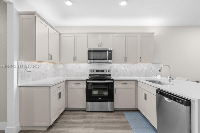 Building Photo - 110 SW 171st Wy