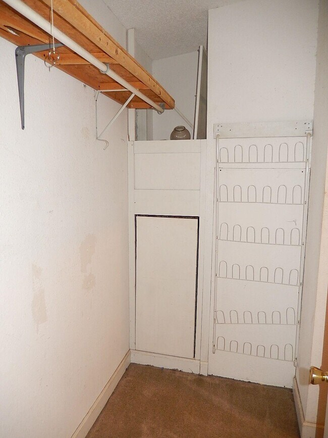 Building Photo - 2542 Rainey Allen Rd