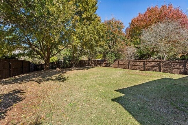 Building Photo - 300 Carrington Way