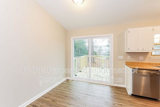 Building Photo - 3623 Karleen Rd