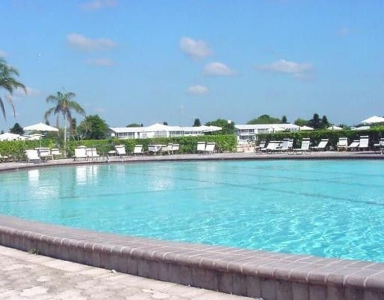 Building Photo - 91 Berkshire D