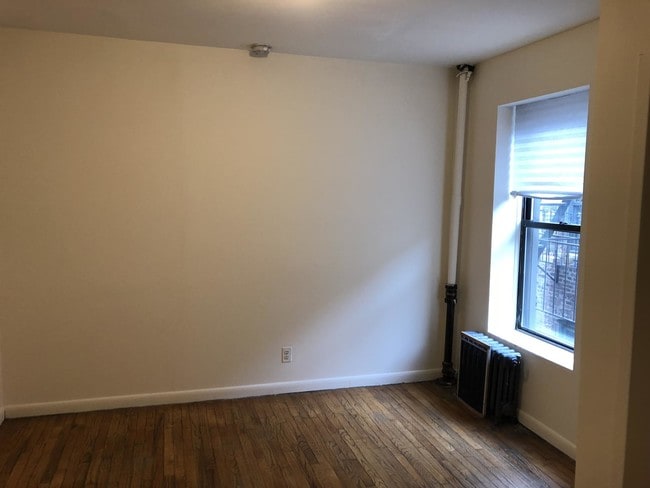 Primary Photo - 226 East 14th Street