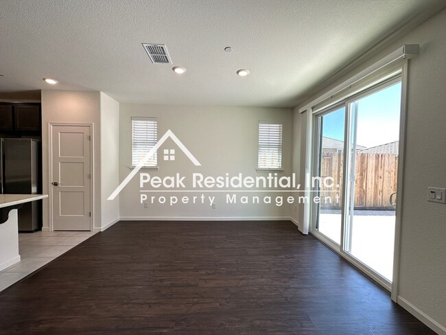 Building Photo - Brand New 3bd/2ba Folsom Home-Must See!