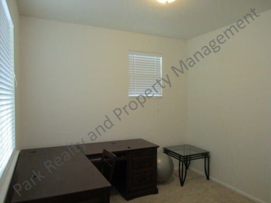 Building Photo - 1244 Carlyle Park Cir