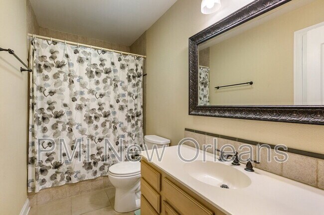 Building Photo - 114 Eden Isles Dr