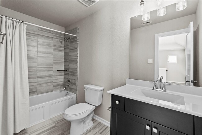 Building Photo - 13026 Oleander Bay Ln