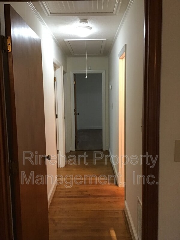 Building Photo - 1232 Melrose Dr