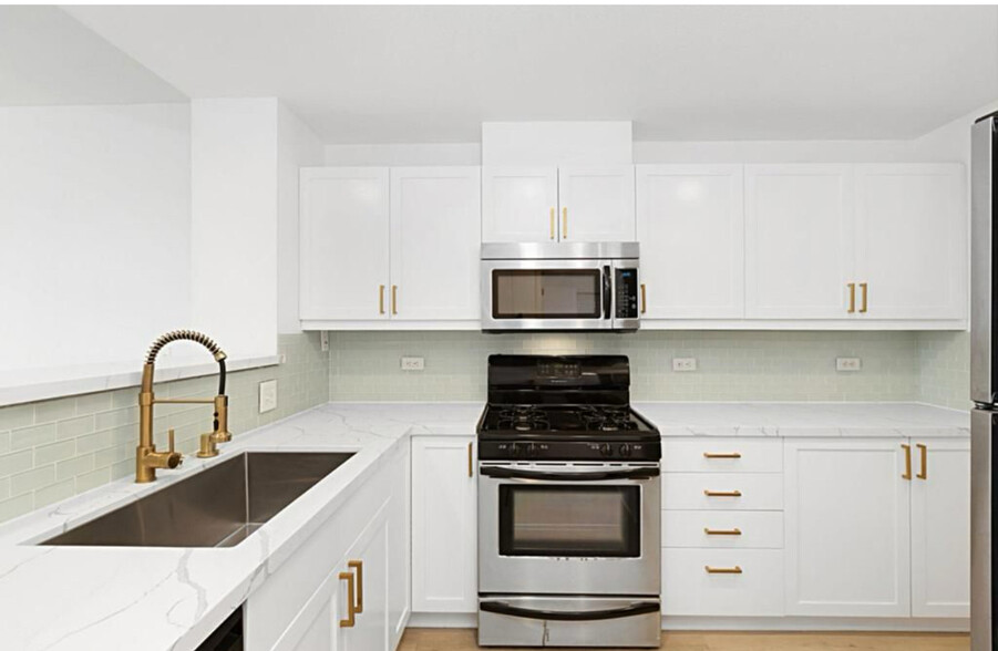 Building Photo - 530 K St