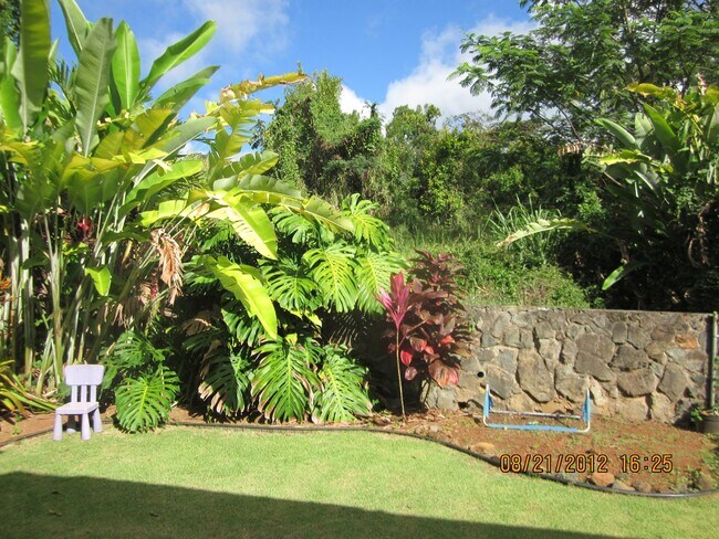 Building Photo - Breezy Kaneohe House