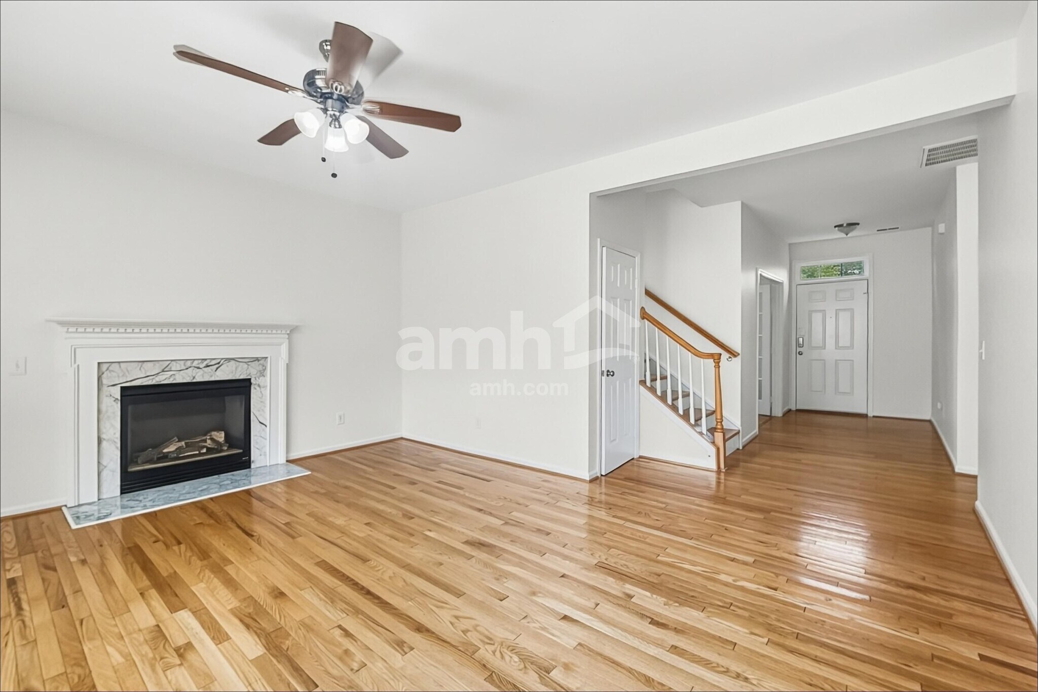 Building Photo - 25 Bellows Falls Dr