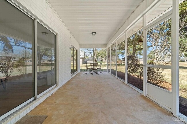 Building Photo - 3244 Cobblestone Dr