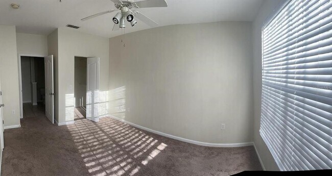 Building Photo - 12861 Madison Pointe Cir