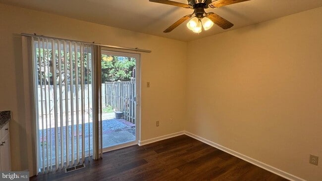 Building Photo - 3458 Plumtree Dr